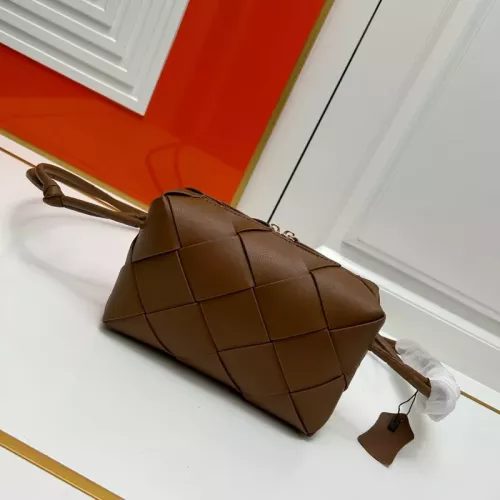 Bottega Veneta BV AAA Quality Messenger Bags For Women #1363644 $96.00 USD, Wholesale Replica Bottega Veneta BV AAA Quality Messenger Bags
