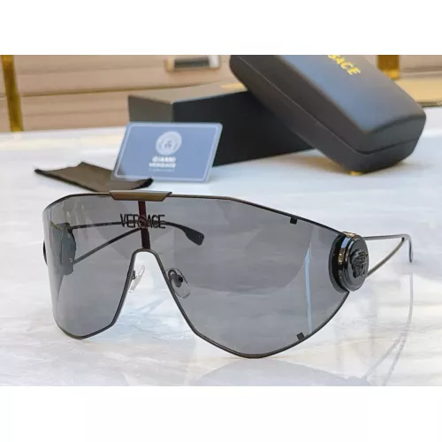 Versace AAA Quality Sunglasses #1366803 $64.00 USD, Wholesale Replica Versace AAA Quality Sunglasses
