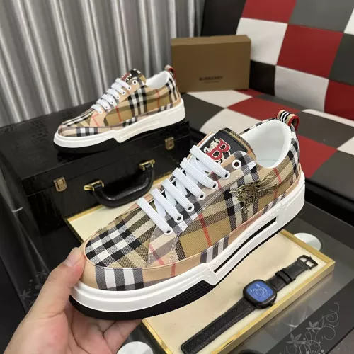 Burberry Casual Shoes For Men #1367119 $80.00 USD, Wholesale Replica Burberry Casual Shoes