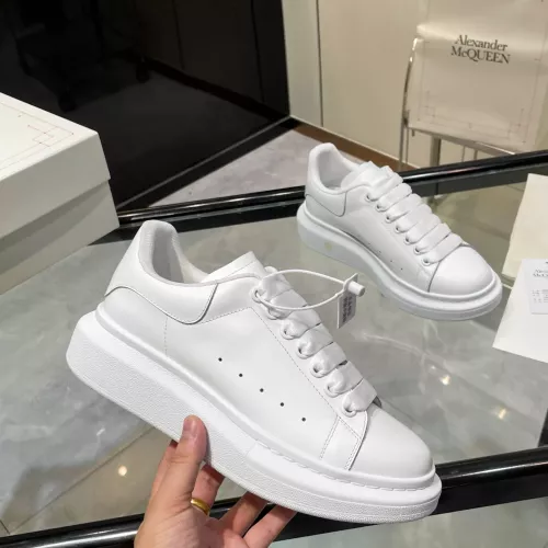 Alexander McQueen Casual Shoes For Men #1368786 $102.00 USD, Wholesale Replica Alexander McQueen Casual Shoes