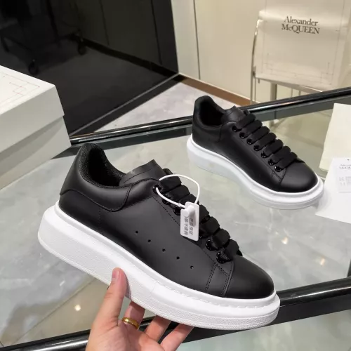Alexander McQueen Casual Shoes For Men #1368790 $102.00 USD, Wholesale Replica Alexander McQueen Casual Shoes