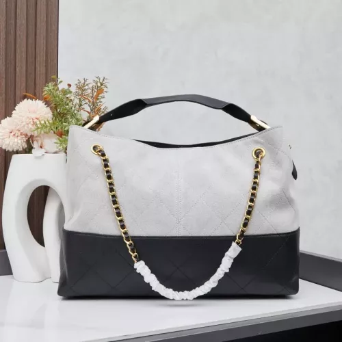 Replica Chanel AAA Quality Shoulder Bags For Women #1368867 $92.00 USD for Wholesale