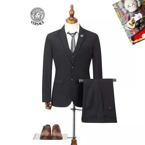 Versace Tracksuits Long Sleeved For Men #1369701 $92.00 USD, Wholesale Replica Versace Tracksuits