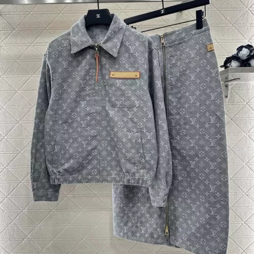 Louis Vuitton LV Tracksuits Long Sleeved For Women #1370367 $105.00 USD, Wholesale Replica Louis Vuitton LV Tracksuits