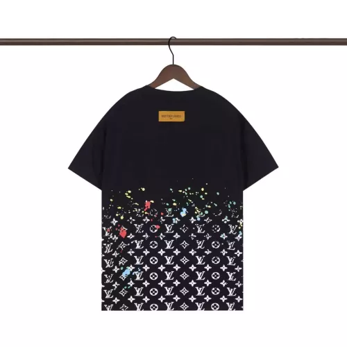 Replica Louis Vuitton LV T-Shirts Short Sleeved For Unisex #1370951 $32.00 USD for Wholesale