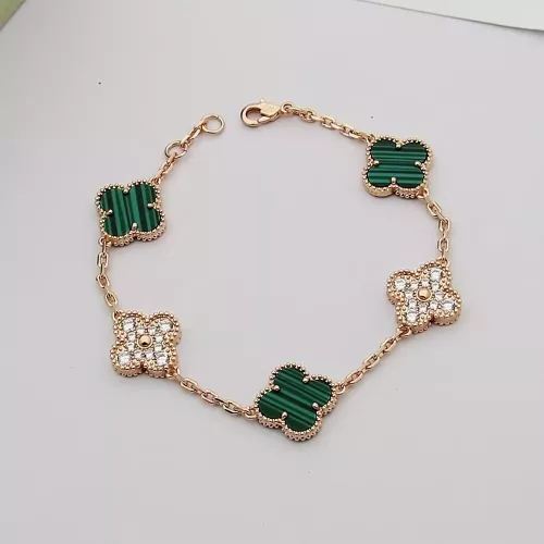 Van Cleef &amp; Arpels Bracelets For Women #1371315 $29.00 USD, Wholesale Replica Van Cleef &amp; Arpels Bracelets