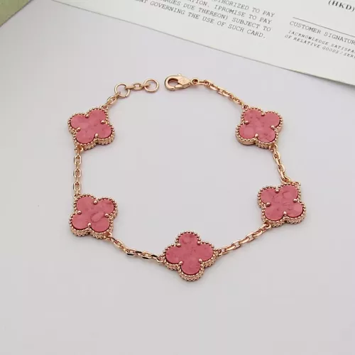 Van Cleef &amp; Arpels Bracelets For Women #1371374 $29.00 USD, Wholesale Replica Van Cleef &amp; Arpels Bracelets