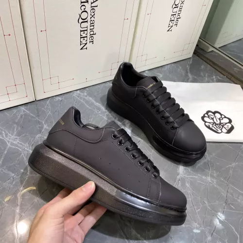 Alexander McQueen Casual Shoes For Men #1371646 $82.00 USD, Wholesale Replica Alexander McQueen Casual Shoes