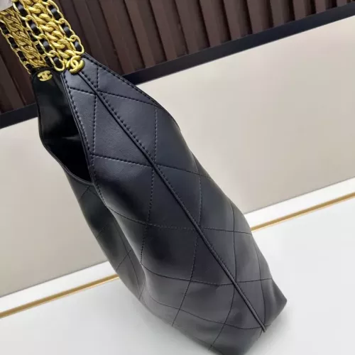 Replica Chanel AAA Quality Shoulder Bags For Women #1371935 $76.00 USD for Wholesale