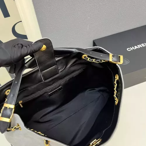 Replica Chanel AAA Quality Shoulder Bags For Women #1371992 $96.00 USD for Wholesale