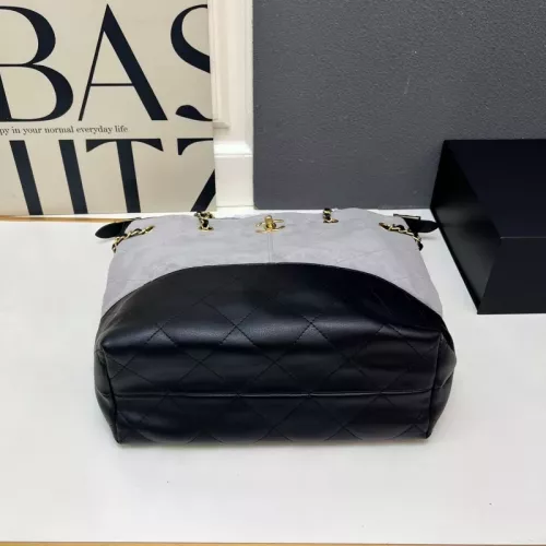 Replica Chanel AAA Quality Shoulder Bags For Women #1372005 $96.00 USD for Wholesale