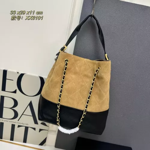 Replica Chanel AAA Quality Shoulder Bags For Women #1372007 $96.00 USD for Wholesale