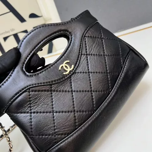 Replica Chanel AAA Quality Messenger Bags For Women #1372022 $76.00 USD for Wholesale