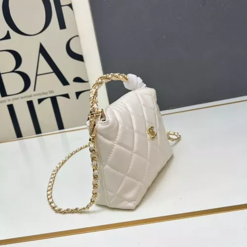 Replica Chanel AAA Quality Messenger Bags For Women #1372030 $82.00 USD for Wholesale