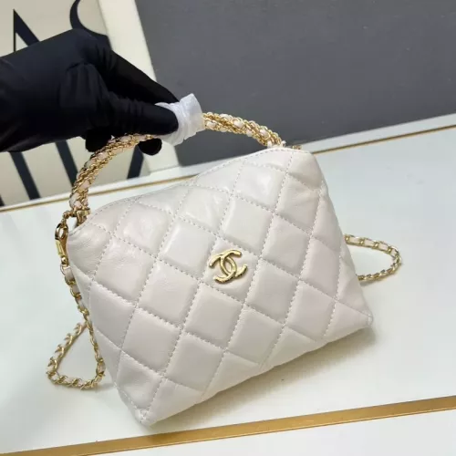 Replica Chanel AAA Quality Messenger Bags For Women #1372030 $82.00 USD for Wholesale