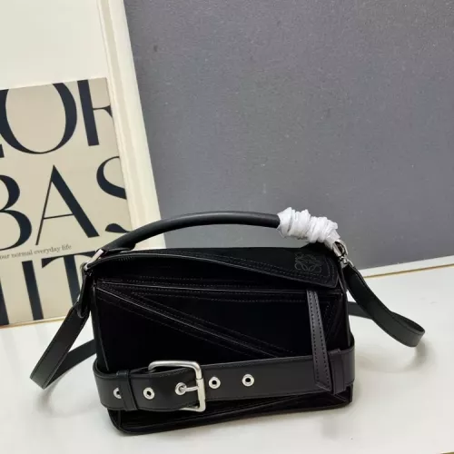 LOEWE AAA Quality Messenger Bags For Women #1372500 $102.00 USD, Wholesale Replica LOEWE AAA Quality Messenger Bags