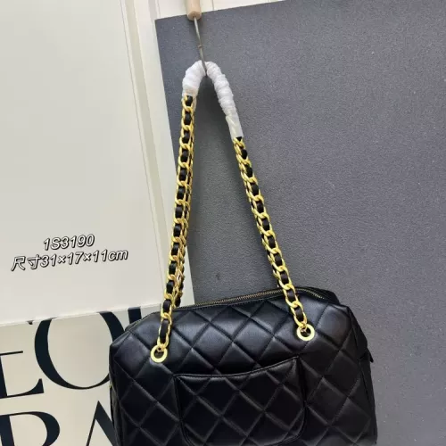 Replica Chanel AAA Quality Shoulder Bags For Women #1372519 $98.00 USD for Wholesale