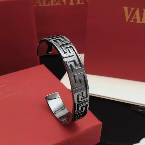 Versace Bracelets #1373095 $32.00 USD, Wholesale Replica Versace Bracelets