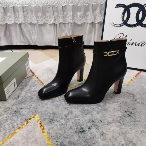 Replica Tom Ford Boots For Women #1374257 $150.00 USD for Wholesale