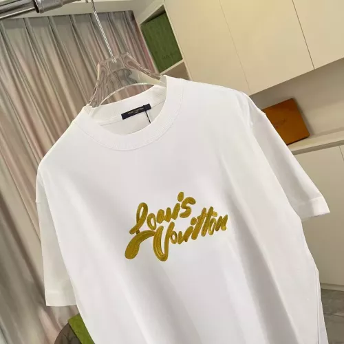 Replica Louis Vuitton LV T-Shirts Short Sleeved For Unisex #1377085 $45.00 USD for Wholesale