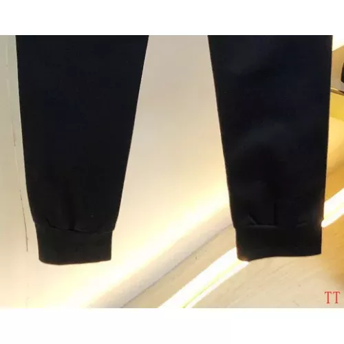 Replica Louis Vuitton LV Tracksuits Long Sleeved For Men #1377401 $96.00 USD for Wholesale