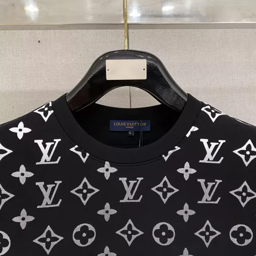 Replica Louis Vuitton LV Hoodies Long Sleeved For Men #1377625 $82.00 USD for Wholesale