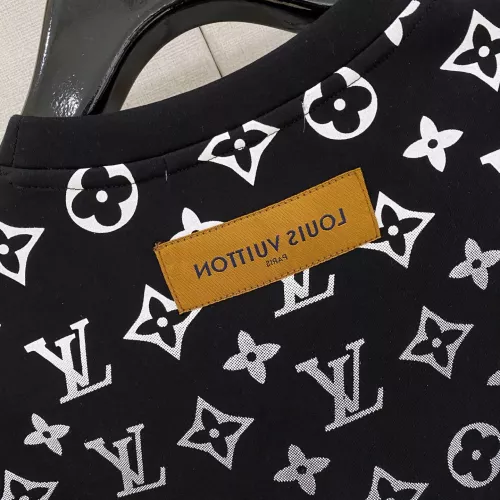 Replica Louis Vuitton LV Hoodies Long Sleeved For Men #1377625 $82.00 USD for Wholesale