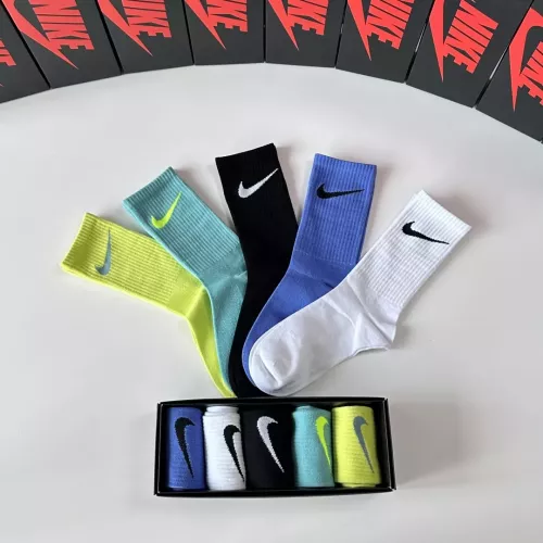 Replica Nike Socks #1377720 $29.00 USD for Wholesale