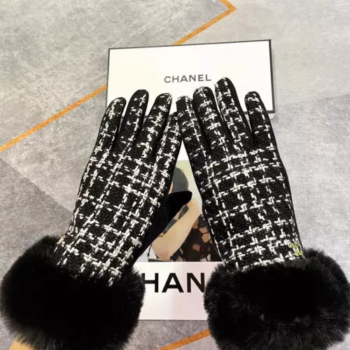 Replica Chanel Gloves #1379072 $40.00 USD for Wholesale