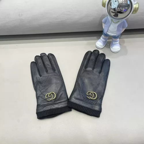 Replica Gucci Gloves For Men #1379128 $52.00 USD for Wholesale