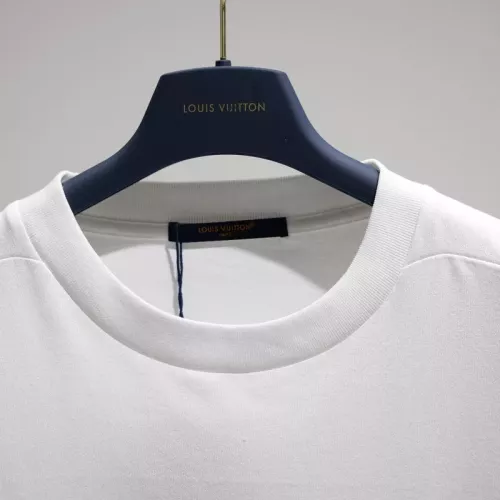 Replica Louis Vuitton LV T-Shirts Short Sleeved For Unisex #1379594 $45.00 USD for Wholesale