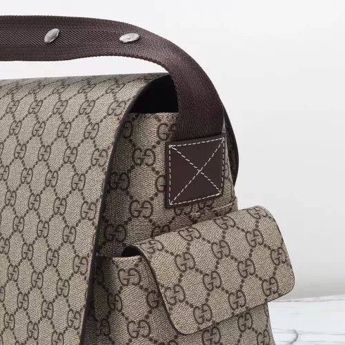 Replica Gucci AAA Man Messenger Bags #1381710 $162.00 USD for Wholesale