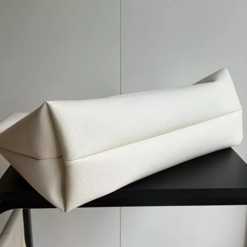 Replica Gucci AAA Quality Handbags For Women #1382150 $92.00 USD for Wholesale