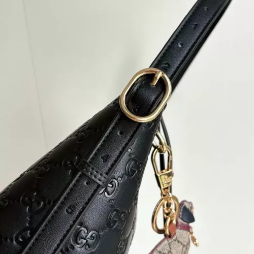 Replica Gucci AAA Quality Shoulder Bags For Women #1382297 $92.00 USD for Wholesale