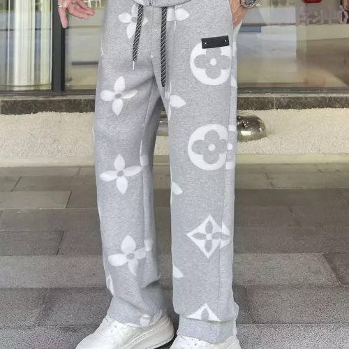 Replica Louis Vuitton LV Tracksuits Long Sleeved For Men #1382365 $102.00 USD for Wholesale
