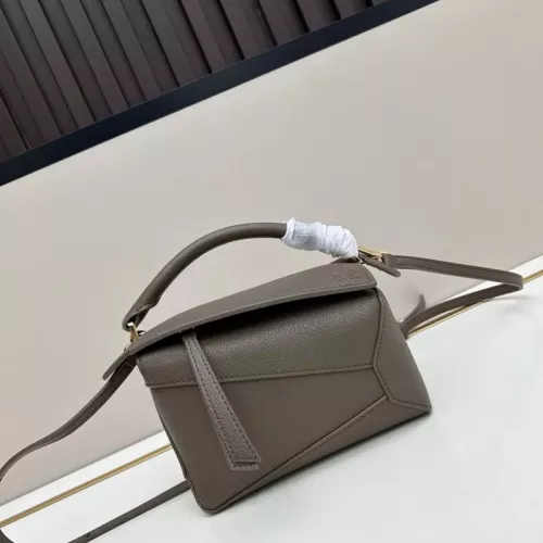 LOEWE AAA Quality Messenger Bags For Women #1385712 $122.00 USD, Wholesale Replica LOEWE AAA Quality Messenger Bags