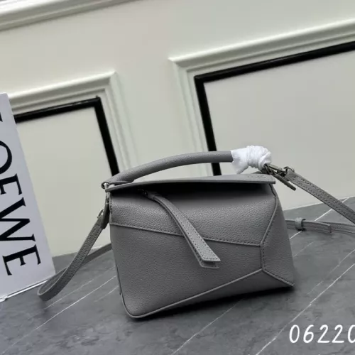 LOEWE AAA Quality Messenger Bags For Women #1385737 $122.00 USD, Wholesale Replica LOEWE AAA Quality Messenger Bags