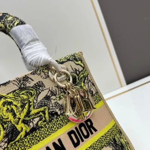 Replica Christian Dior AAA Quality Handbags For Women #1386151 $115.00 USD for Wholesale