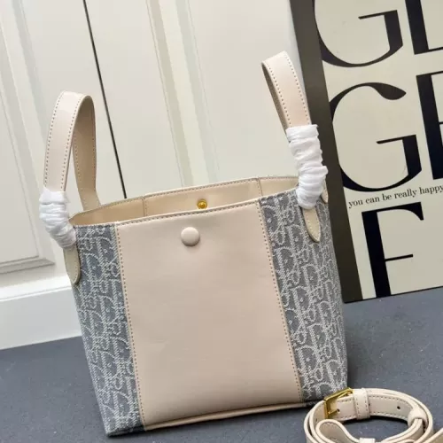 Replica Christian Dior AAA Quality Handbags For Women #1386553 $100.00 USD for Wholesale