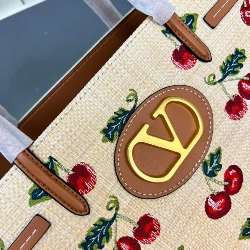 Replica Valentino AAA Quality Handbags For Women #1386563 $108.00 USD for Wholesale