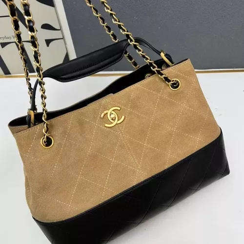 Replica Chanel AAA Quality Shoulder Bags For Women #1386887 $112.00 USD for Wholesale