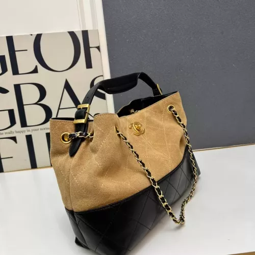 Replica Chanel AAA Quality Shoulder Bags For Women #1386887 $112.00 USD for Wholesale