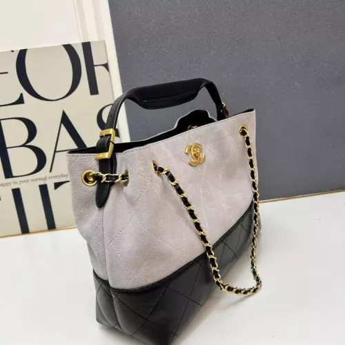 Replica Chanel AAA Quality Shoulder Bags For Women #1386888 $112.00 USD for Wholesale