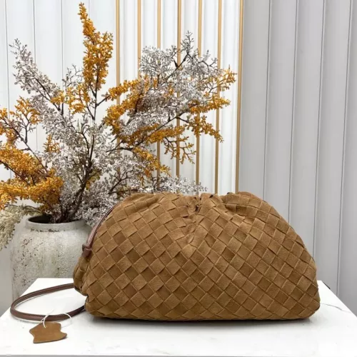 Bottega Veneta BV AAA Quality Messenger Bags For Women #1388014 $112.00 USD, Wholesale Replica Bottega Veneta BV AAA Quality Messenger Bags