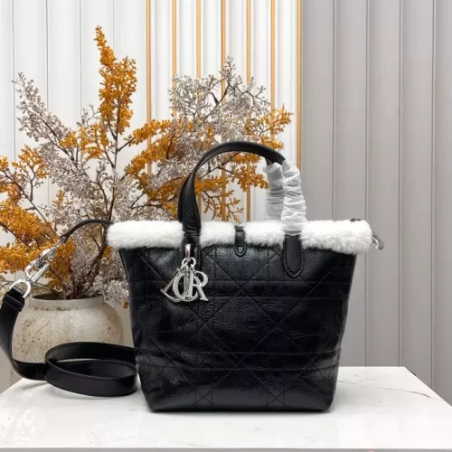Christian Dior AAA Quality Handbags For Women #1388112 $102.00 USD, Wholesale Replica Christian Dior AAA Quality Handbags