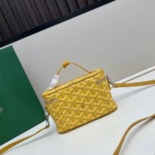 Replica Goyard AAA Quality Cosmetic Pouches For Women #1388313 $72.00 USD for Wholesale