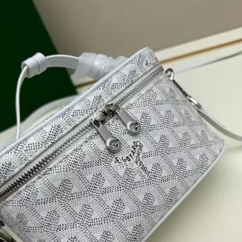 Replica Goyard AAA Quality Cosmetic Pouches For Women #1388316 $72.00 USD for Wholesale