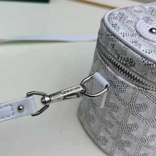 Replica Goyard AAA Quality Cosmetic Pouches For Women #1388316 $72.00 USD for Wholesale