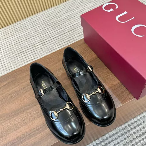 Replica Gucci Oxfords Shoes For Women #1388392 $108.00 USD for Wholesale