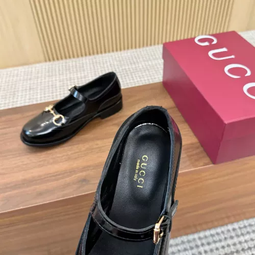 Replica Gucci Oxfords Shoes For Women #1388392 $108.00 USD for Wholesale